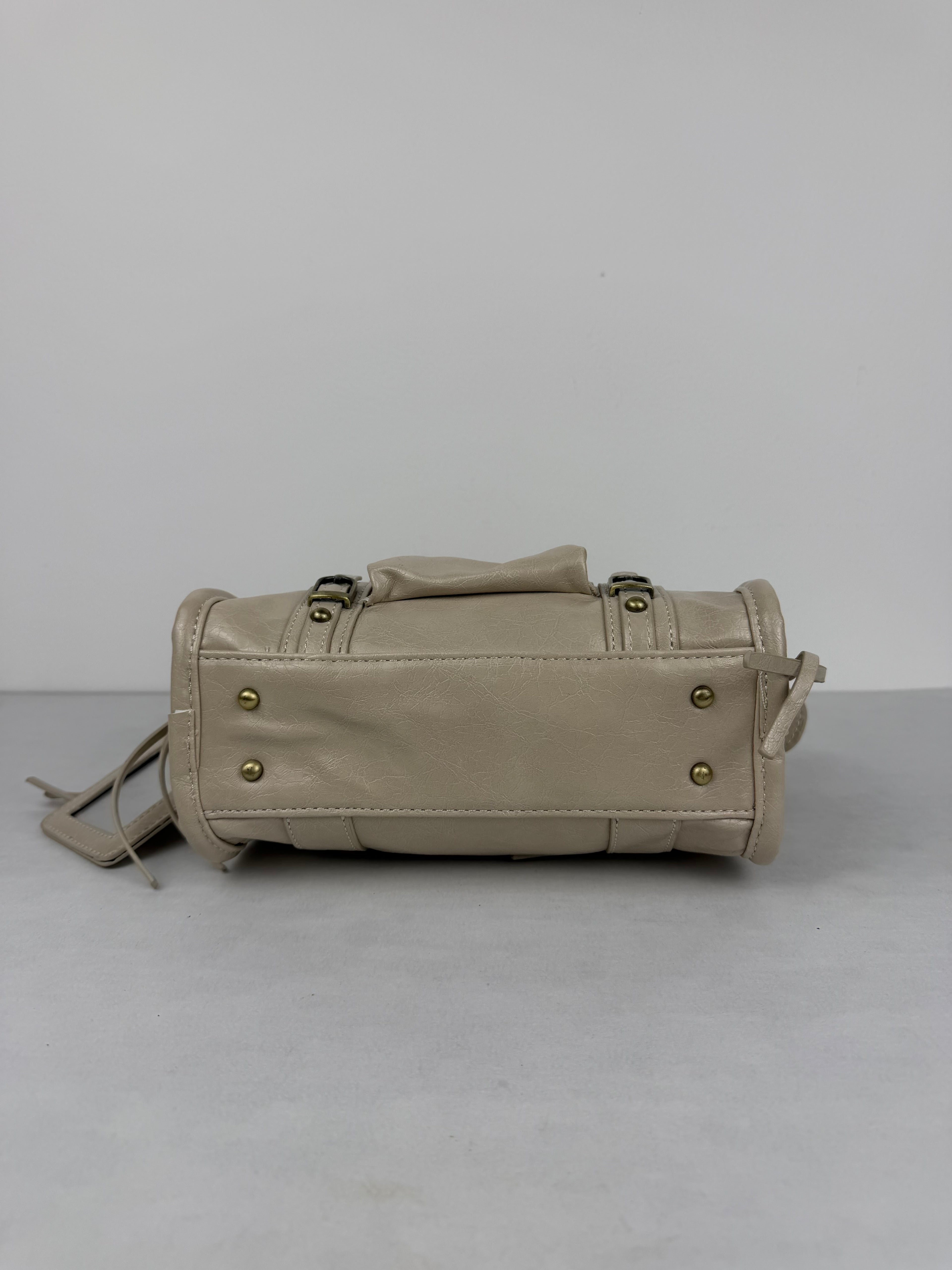 City bag Laccata Beige